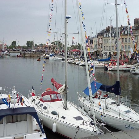 L'Ex-Voto Bed & Breakfast Honfleur Bagian luar foto