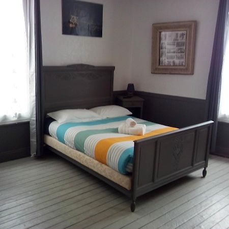 L'Ex-Voto Bed & Breakfast Honfleur Bagian luar foto