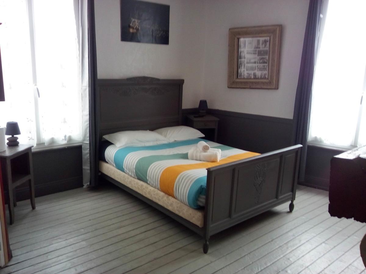 L'Ex-Voto Bed & Breakfast Honfleur Bagian luar foto